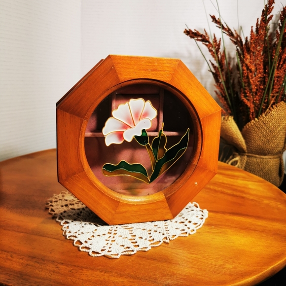 Vintage Octagonal Wooden Jewelry Box with Faux Stained Glass Lid - Picture 4 of 16